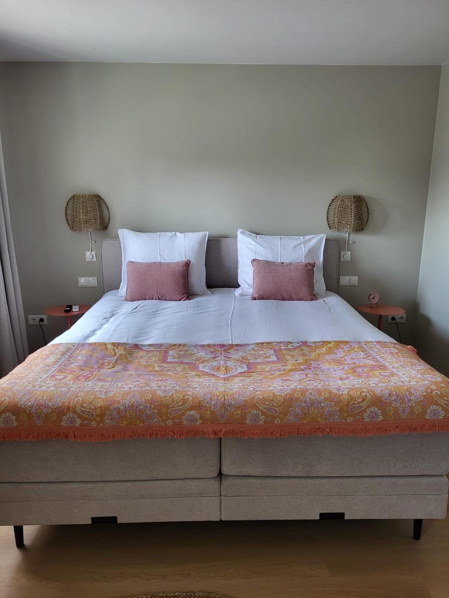 Ut Zuuje Bed & Breakfast *